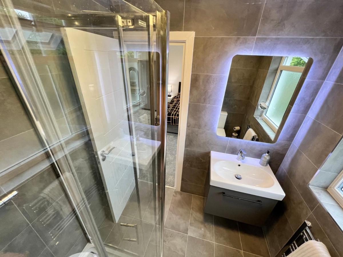 Вілла Wembley Stadium 5 Star Brand New Luxury Sleeps 14 With Parking Лондон Екстер'єр фото